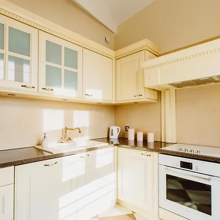 Kings City - Zamkowa Apartman Krakkó