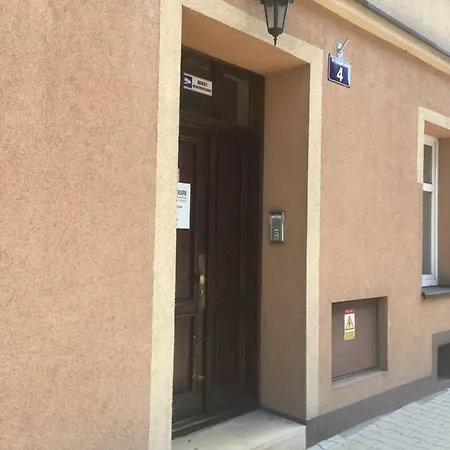 Kings City - Zamkowa Apartman